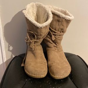 Airwalk SUEDE WINTER SNOW BOOTS WITH SOFT FAUX FUR LINING  SIZE 12
